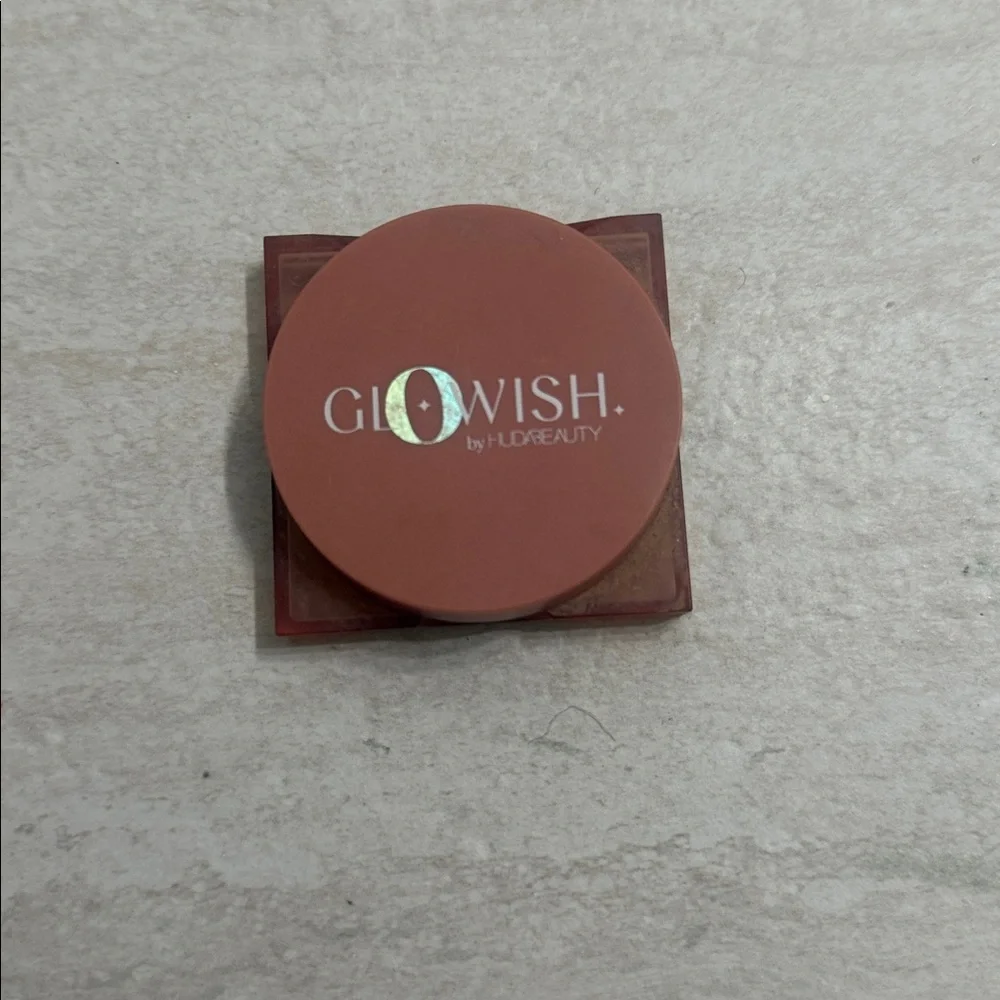 Creamy Peach Blush Compact — Warm Peach Shade